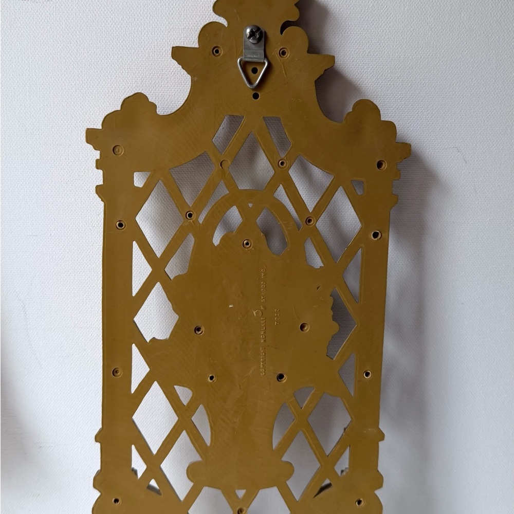Elegant Gold Wall Decor Set vintage 1971 gold lattice wall plaques - Picture 11 of 11